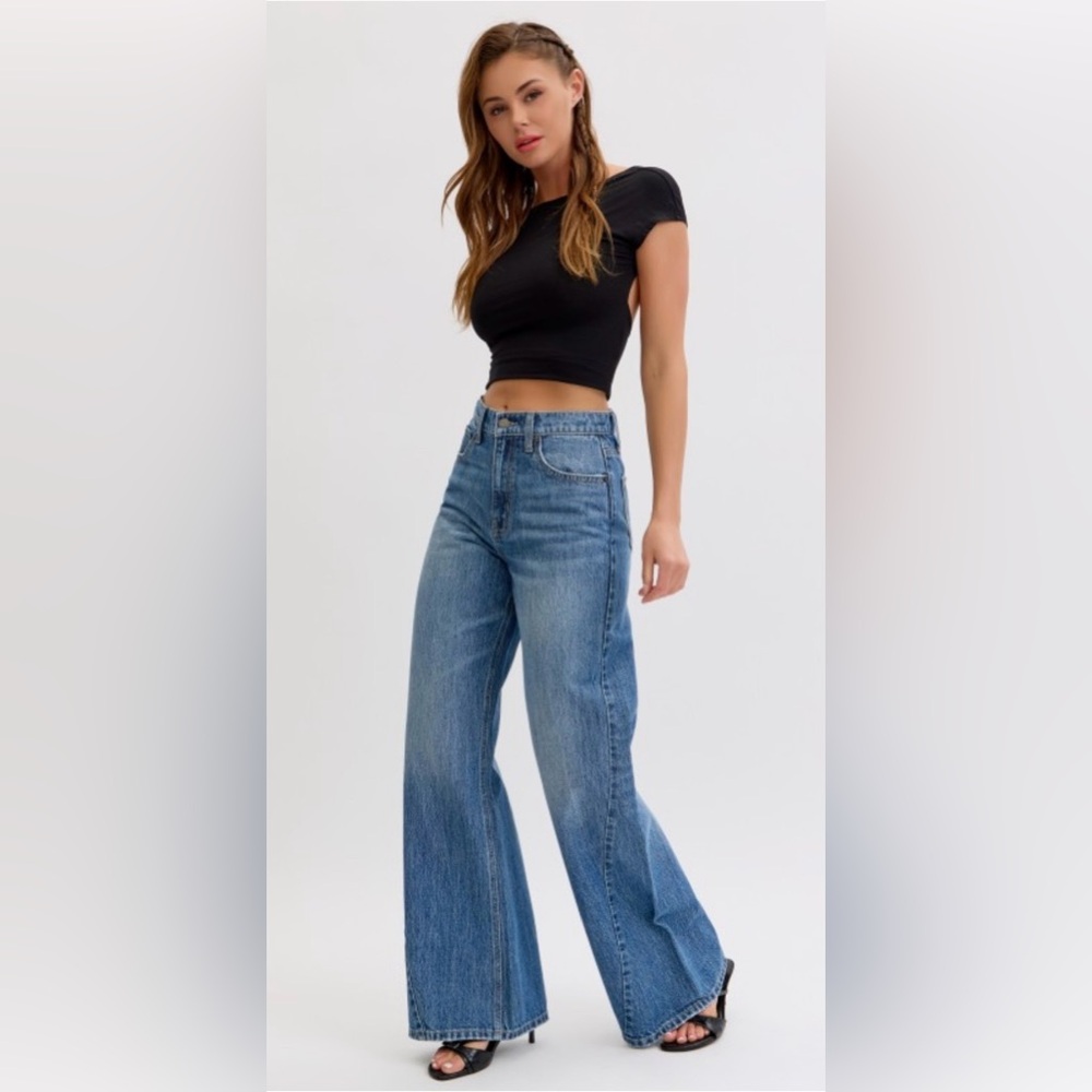 Cello High rise wide leg curb side  seem Classic Blue Women's Jeans